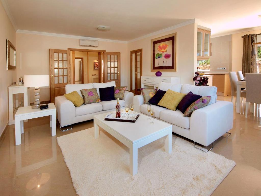 Oasis Parque Country Club Hotel Портиман Стая снимка