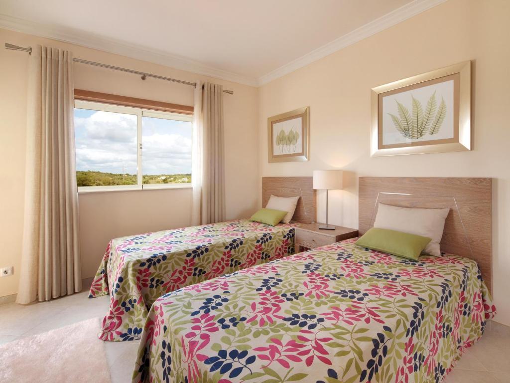 Oasis Parque Country Club Hotel Портиман Стая снимка